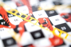 Snakes-and-Ladders001